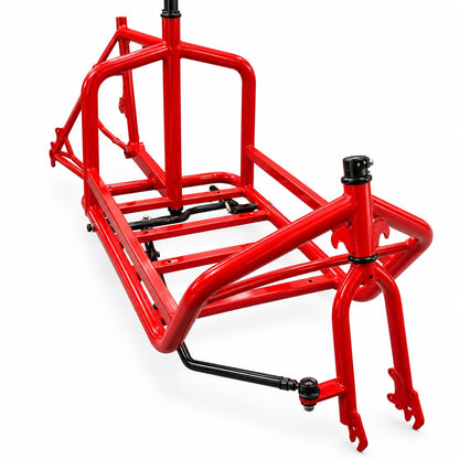 Detalle de la dirección, horquilla y estructura de carga del marco Cargobike rojo.