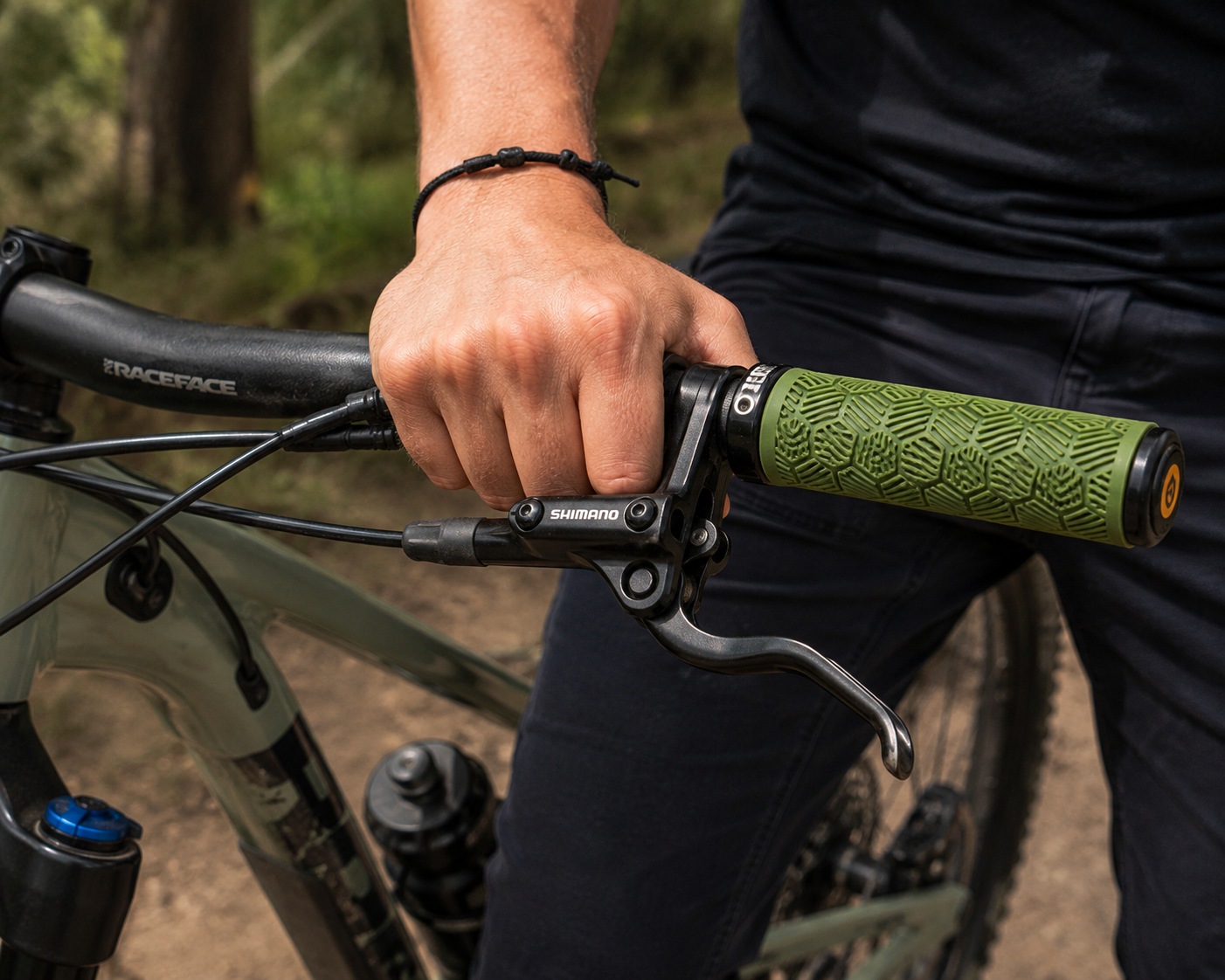 Puños Velo Atornillados Rígidos Verde Militar